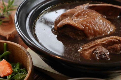 藥膳格雅雞火鍋 · 暖心上市