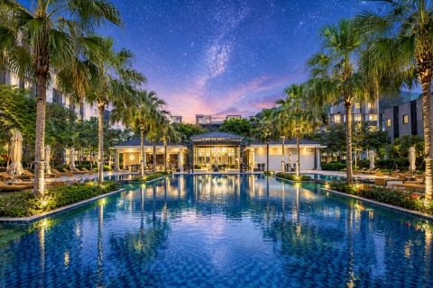 A Once-in-a-Lifetime Stay: A Promise Between Gardens and Herbs | One-Night Stay with One Meal
