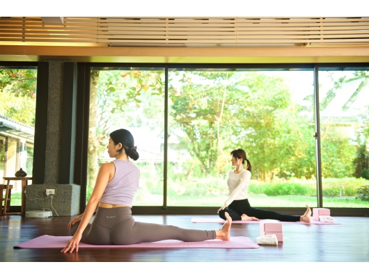 伸展瑜伽課程
